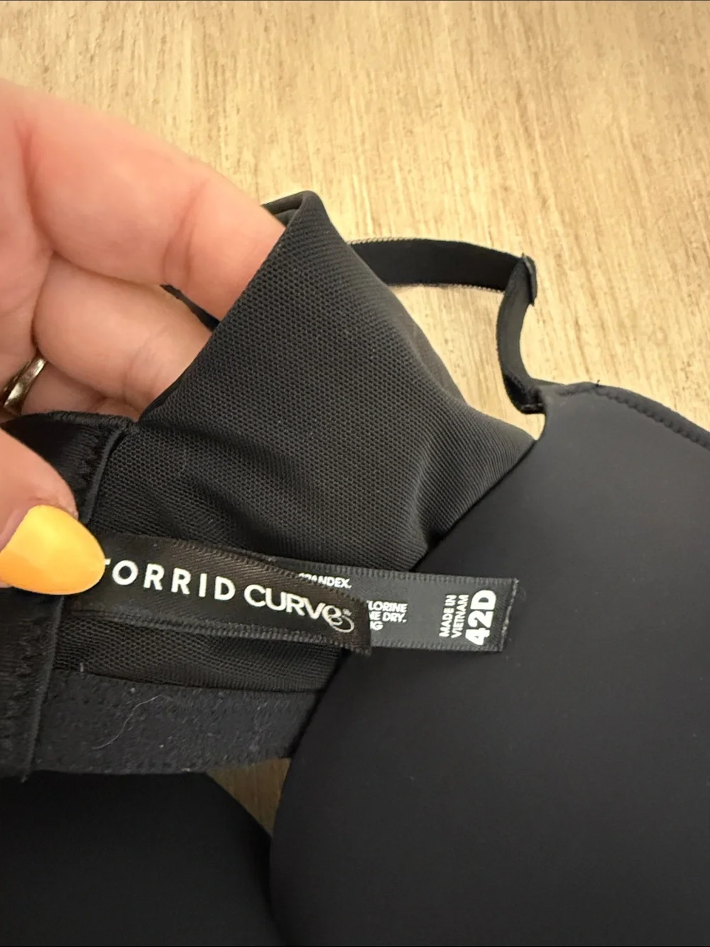 Torrid Curve Black T-Shirt Bra | Smooth Full Coverage Underwire Bra Size 42D
